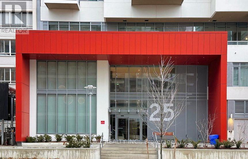 606 - 25 HOLLY STREET, Toronto, Ontario