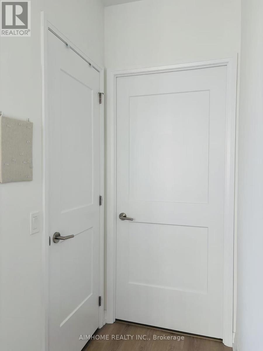 606 - 25 Holly Street, Toronto, Ontario  M4S 0E4 - Photo 12 - C12586034