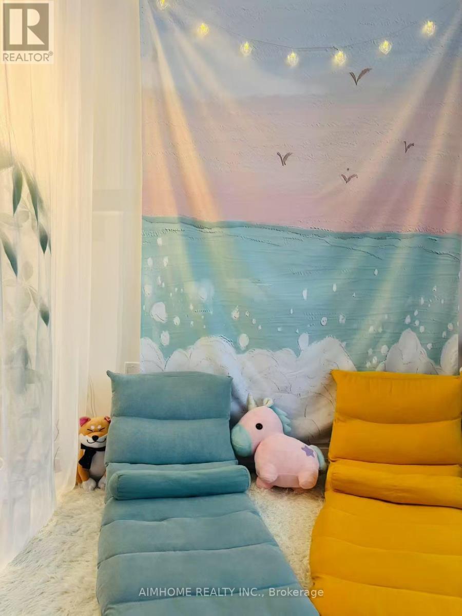 606 - 25 Holly Street, Toronto, Ontario  M4S 0E4 - Photo 6 - C12586034