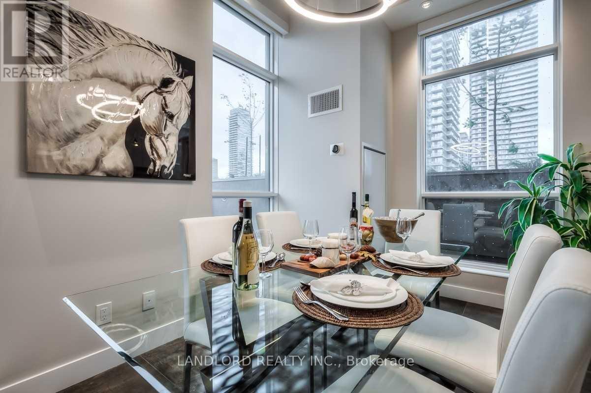 1005 - 318 Richmond Street W, Toronto, Ontario  M5V 0B4 - Photo 10 - C12586038