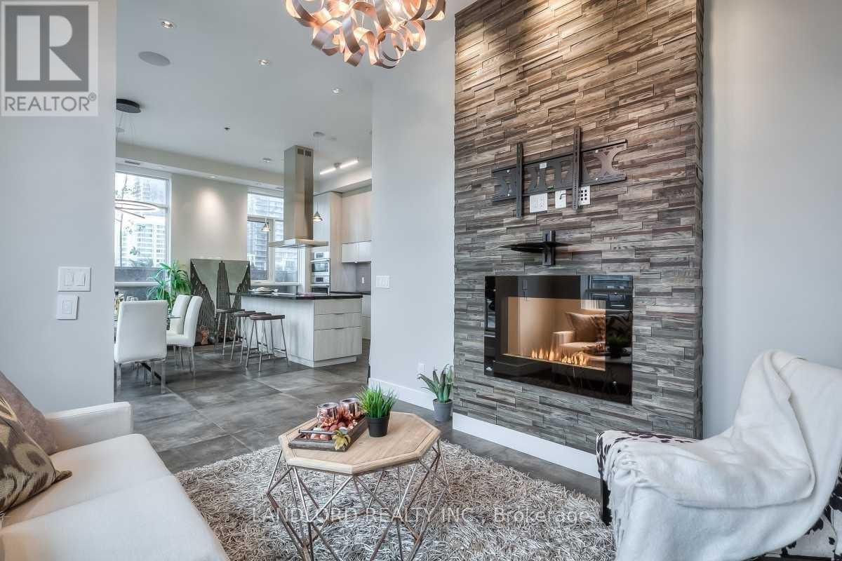 1005 - 318 Richmond Street W, Toronto, Ontario  M5V 0B4 - Photo 4 - C12586038