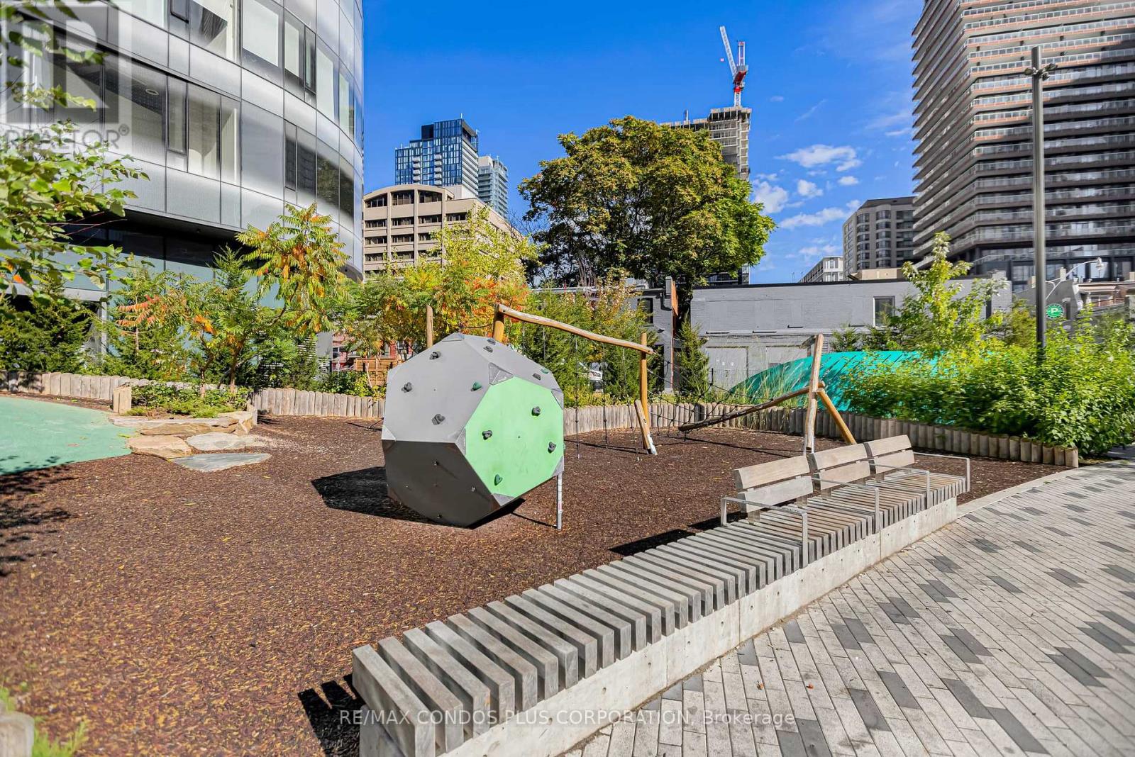 903 - 909 Bay Street, Toronto, Ontario  M5S 3G2 - Photo 38 - C12586108