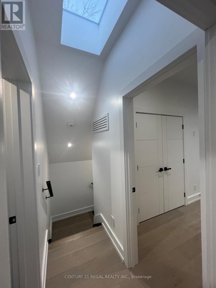 Unit 2 - 171 Durant Avenue, Toronto, Ontario  M4J 4W5 - Photo 19 - E12586054