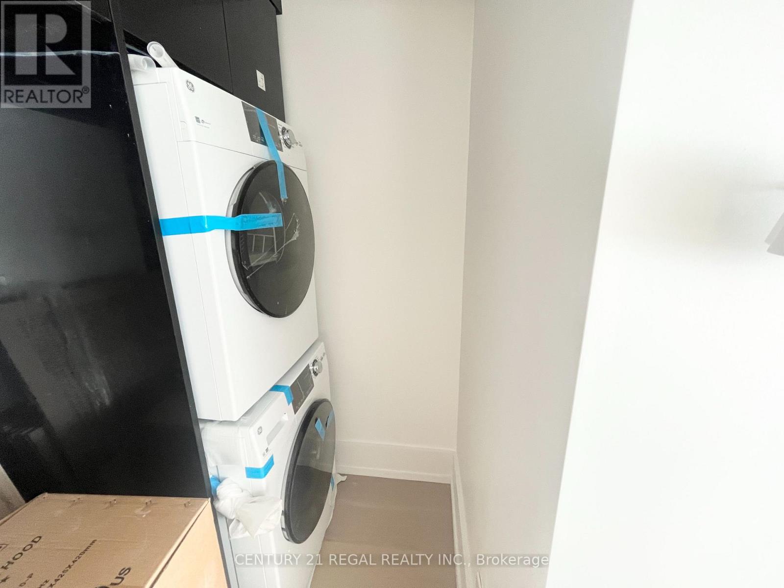 Unit 2 - 171 Durant Avenue, Toronto, Ontario  M4J 4W5 - Photo 20 - E12586054