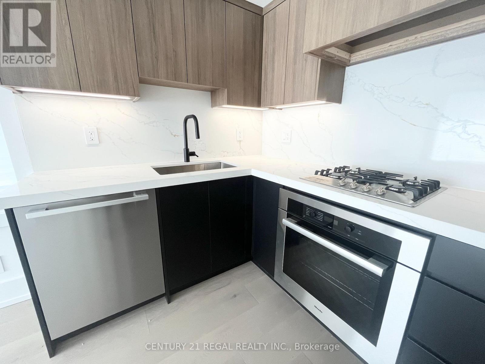 Unit 2 - 171 Durant Avenue, Toronto, Ontario  M4J 4W5 - Photo 5 - E12586054