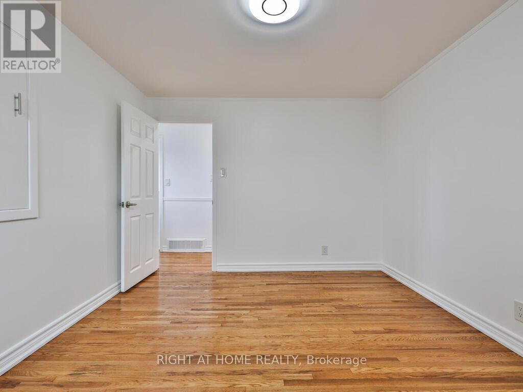 9 Allister Avenue, Toronto, Ontario M1M 3K7 - Photo 28 - E12586194