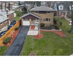 9 ALLISTER AVENUE, Toronto, Ontario