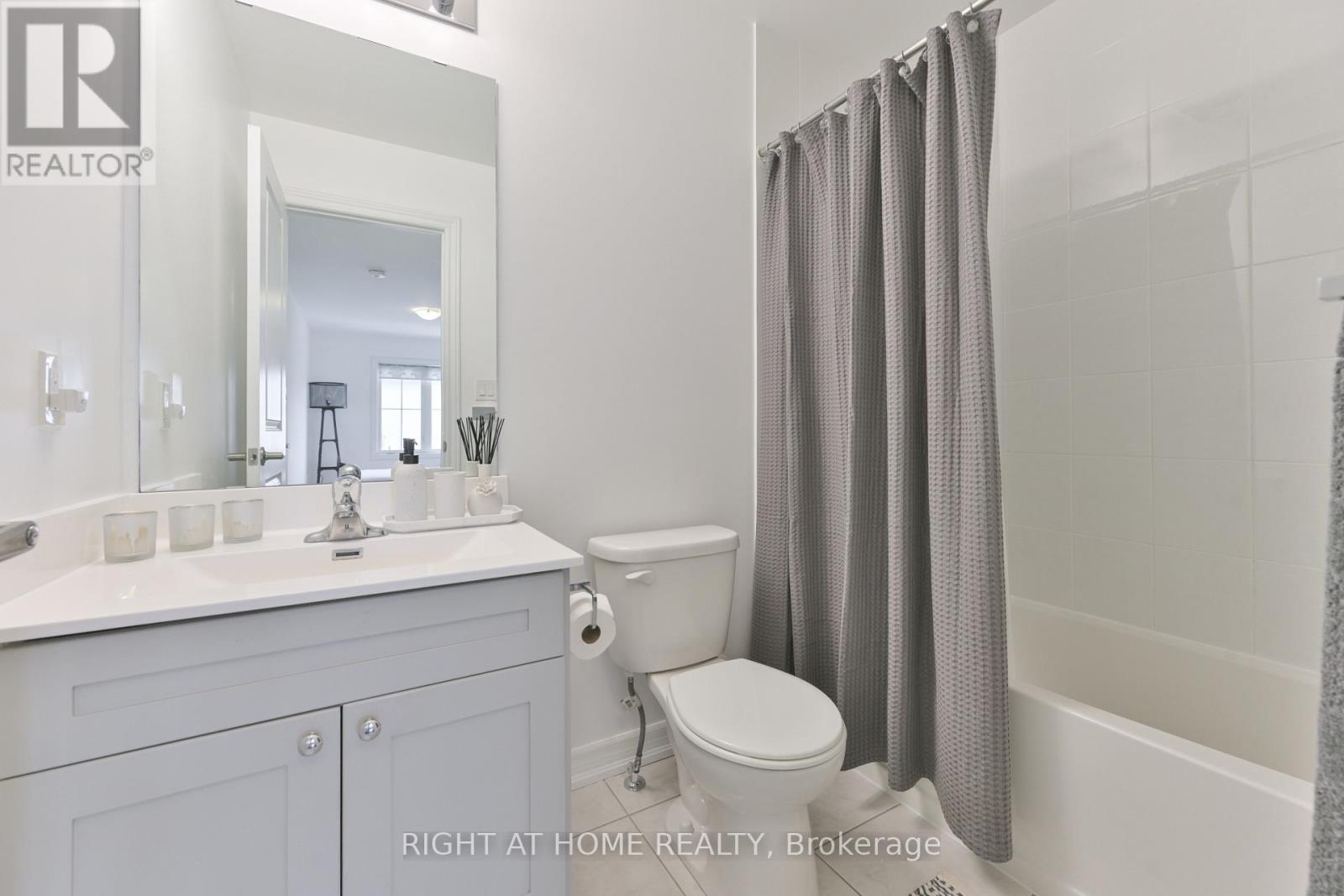 423 - 201 Pine Grove Road, Vaughan (Islington Woods), Ontario  L4L 0H8 - Photo 12 - N12553646