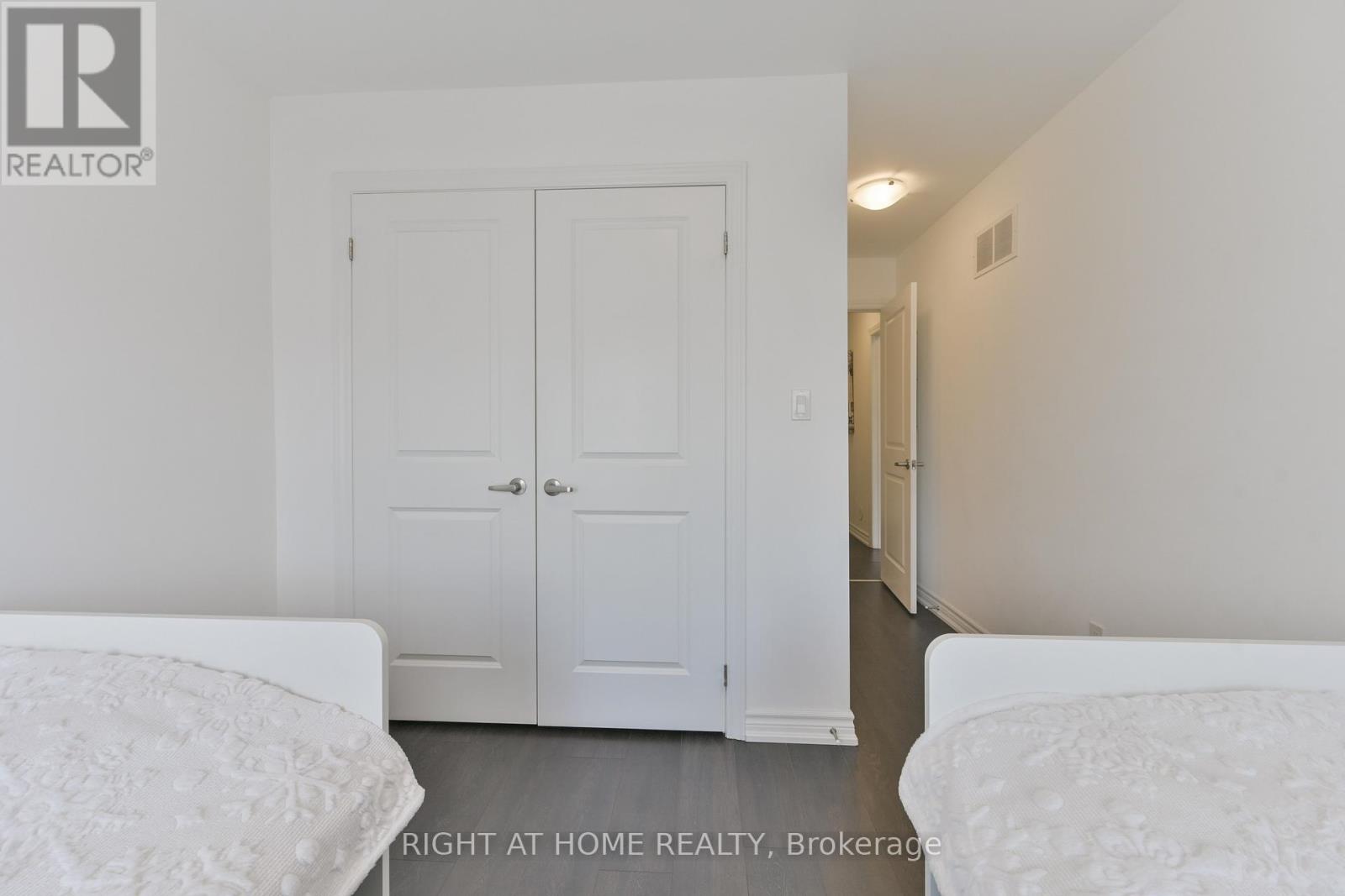 423 - 201 Pine Grove Road, Vaughan (Islington Woods), Ontario  L4L 0H8 - Photo 14 - N12553646