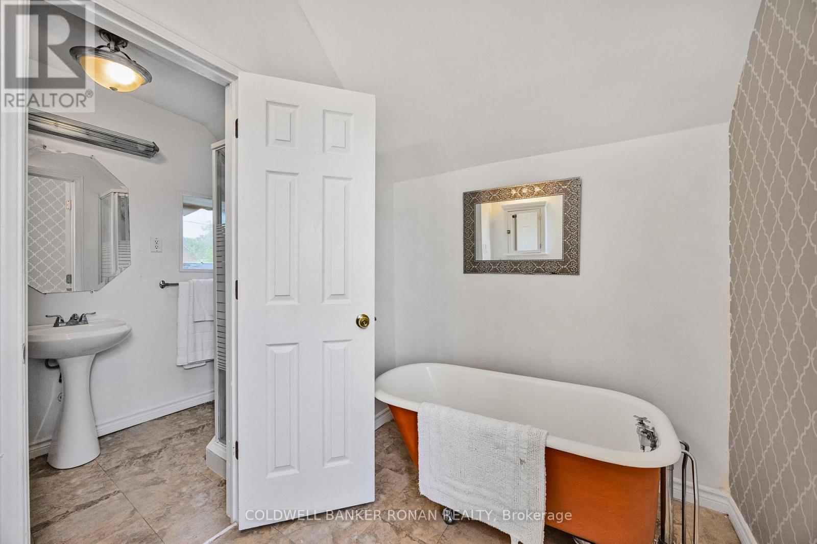 215 First Avenue W, Shelburne, Ontario  L9V 2X7 - Photo 19 - X12209359