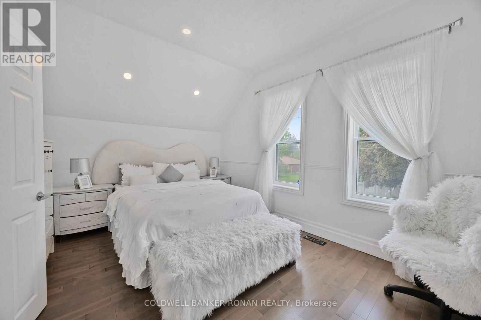 215 First Avenue W, Shelburne, Ontario  L9V 2X7 - Photo 22 - X12209359