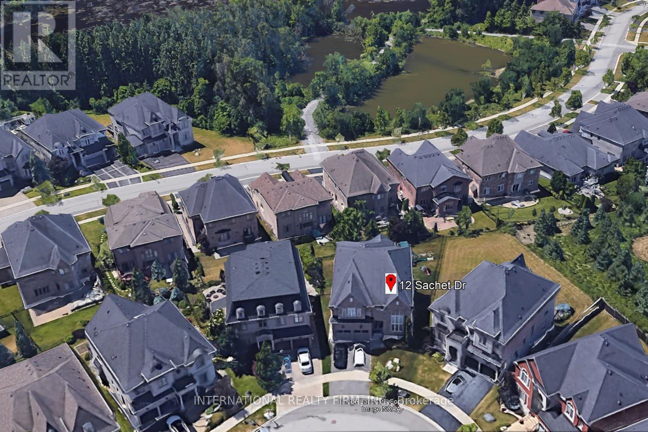 12 Sachet Drive, Richmond Hill, Ontario  L4E 4S1 - Photo 3 - N12586156