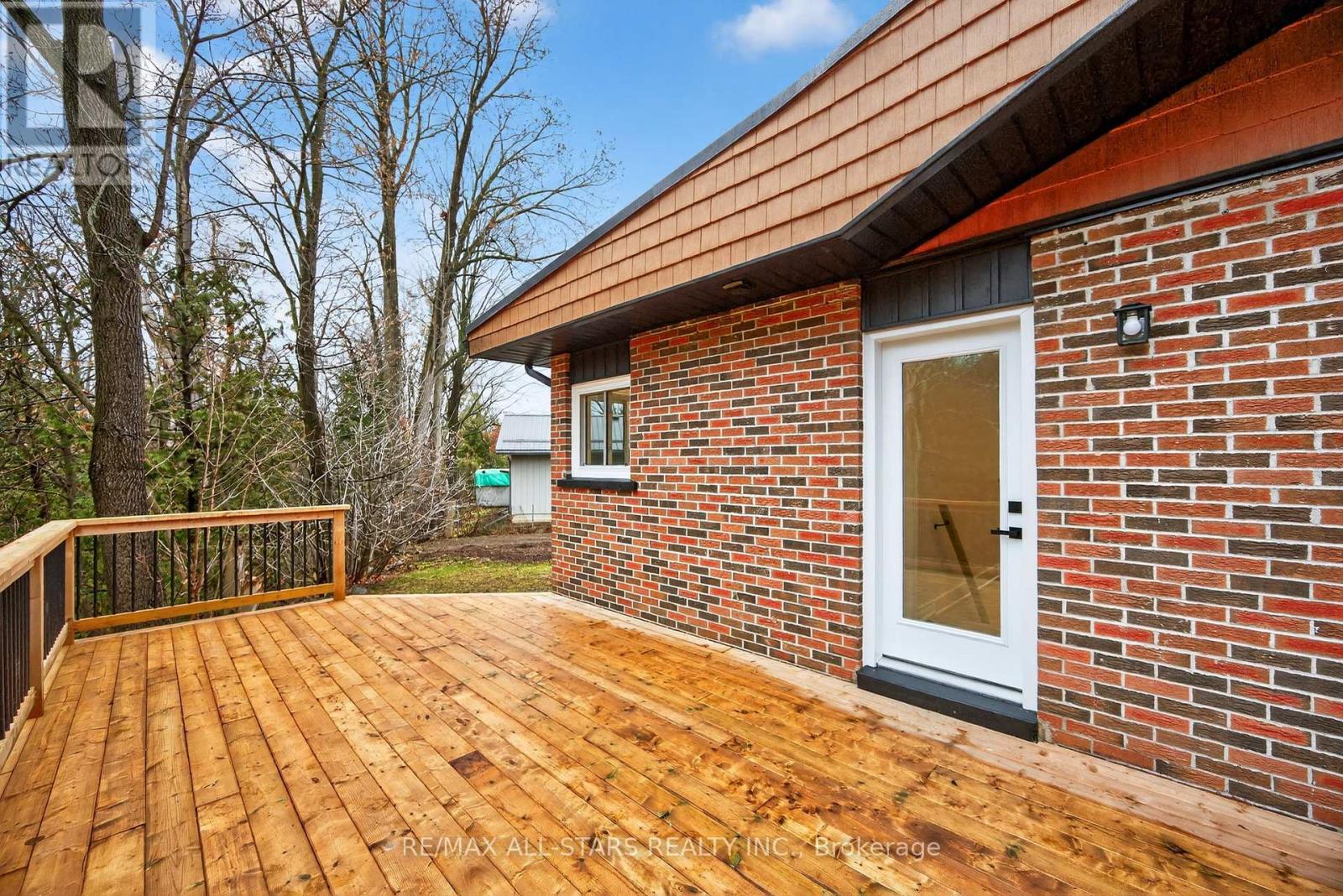 51 Garrett Drive, Georgina, Ontario  L0E 1R0 - Photo 41 - N12586184