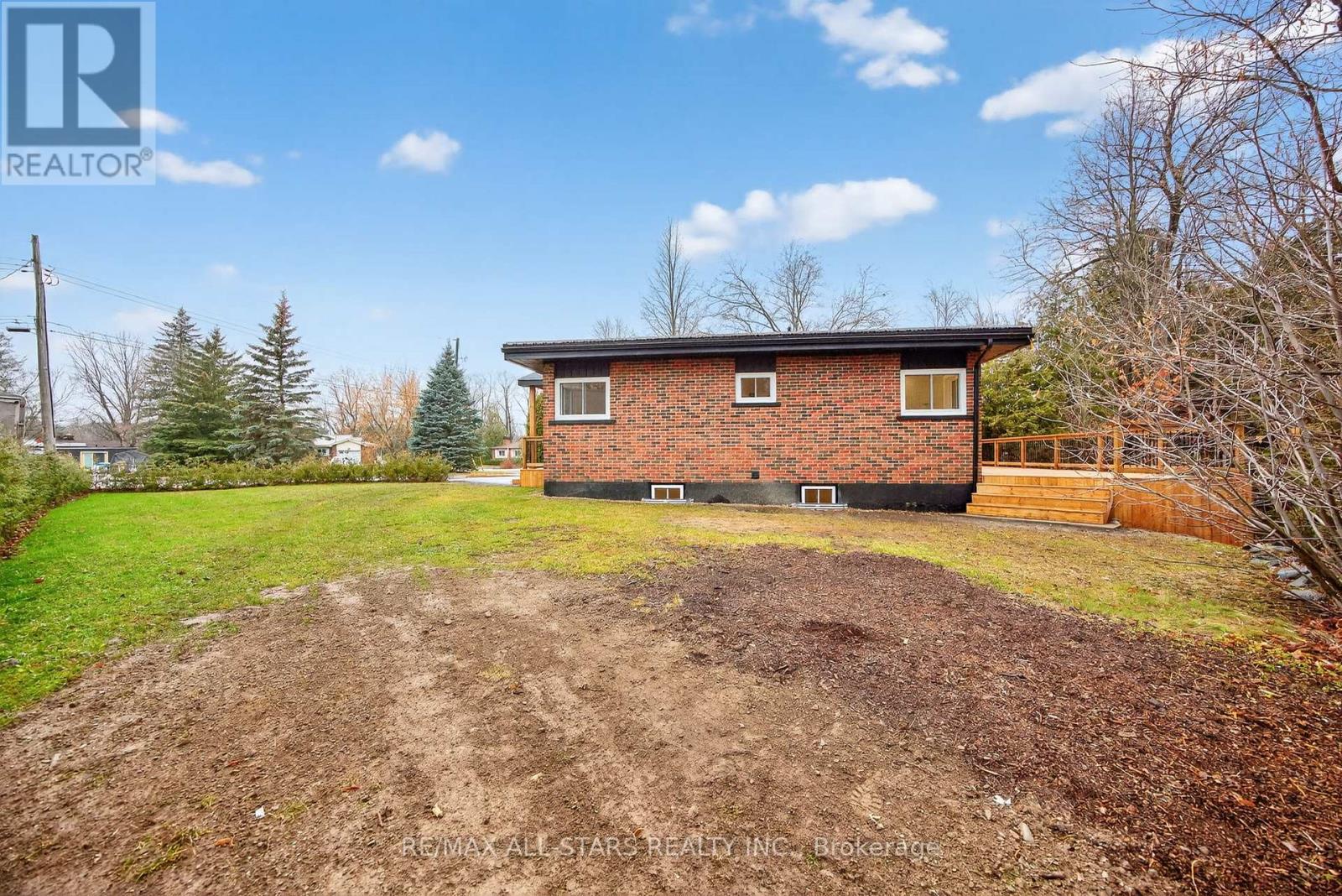 51 Garrett Drive, Georgina, Ontario  L0E 1R0 - Photo 42 - N12586184