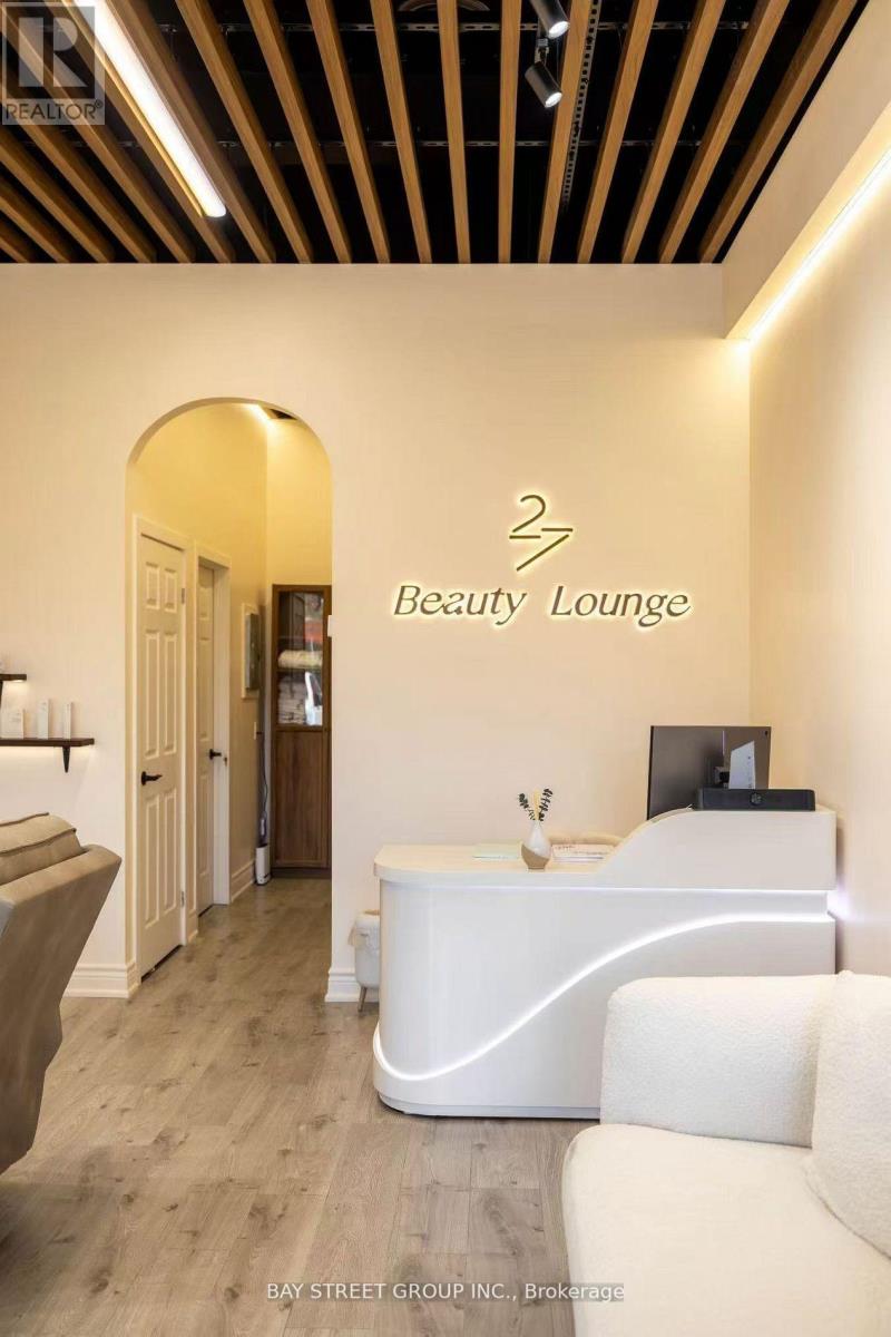 6 - 7181 Yonge Street, Markham, Ontario  L3T 0C7 - Photo 5 - N12586216