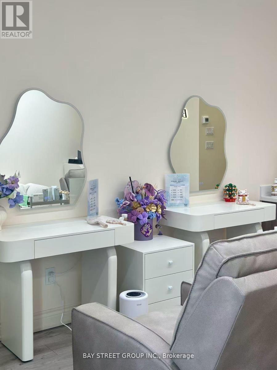 6 - 7181 Yonge Street, Markham, Ontario  L3T 0C7 - Photo 7 - N12586216