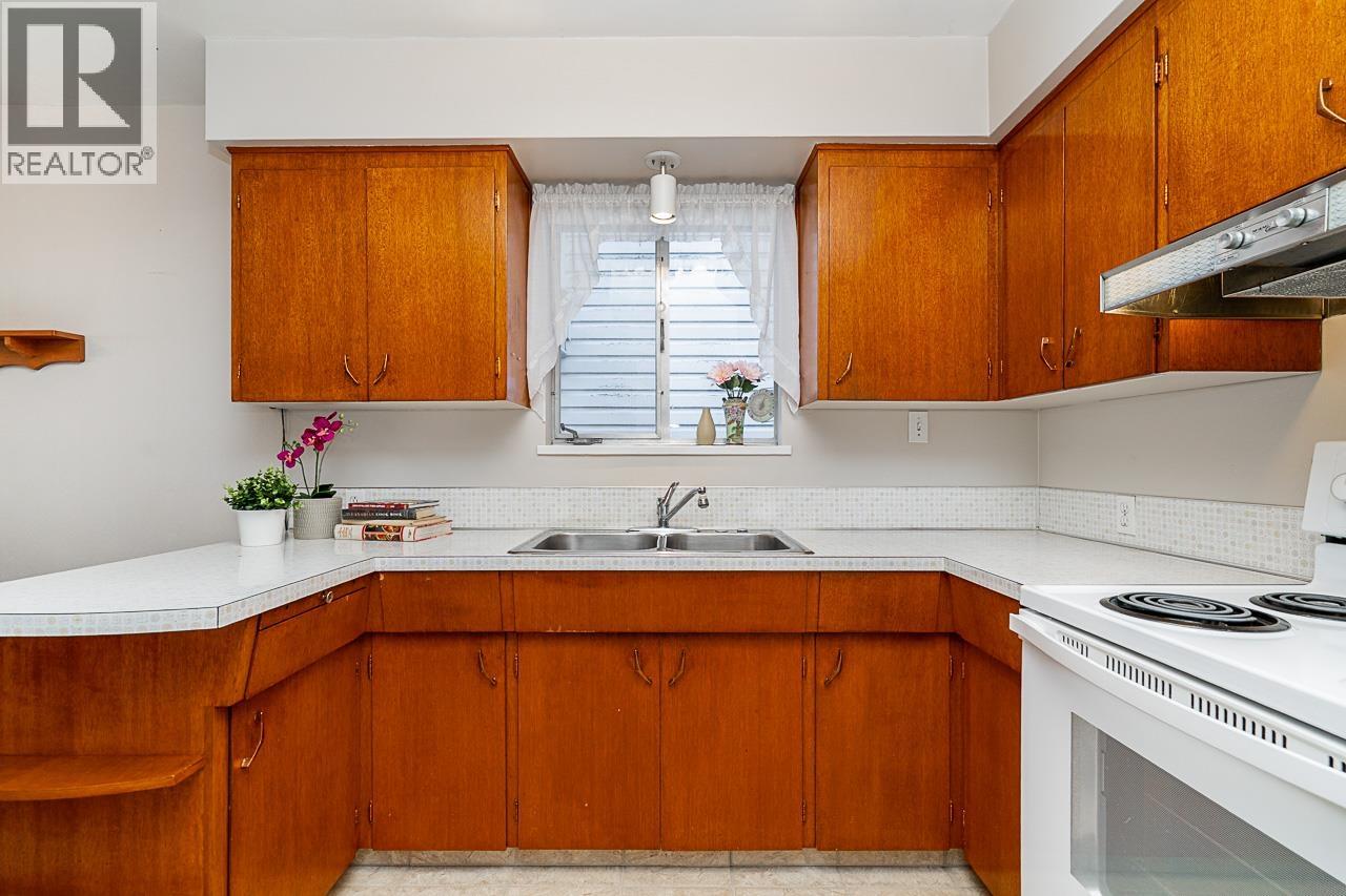 5406 Ross Street, Vancouver, British Columbia  V5W 3K9 - Photo 9 - R3070577