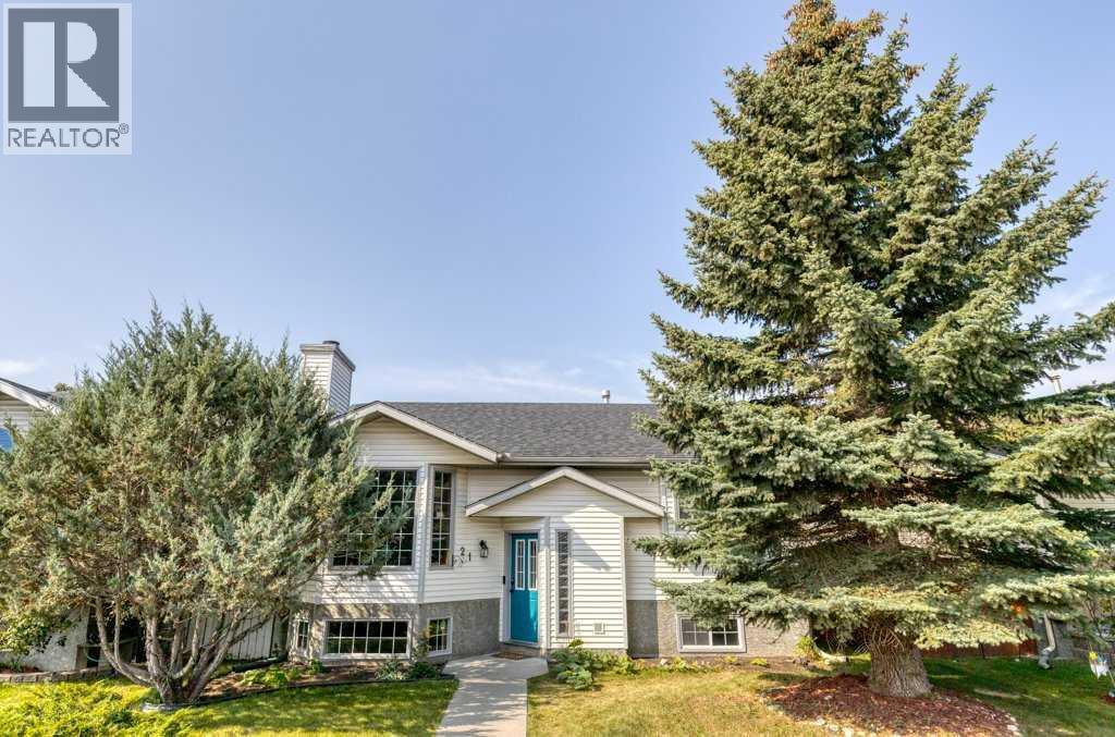 21 West Mcdougal Road, Cochrane, Alberta  T4C 1L3 - Photo 3 - A2256453