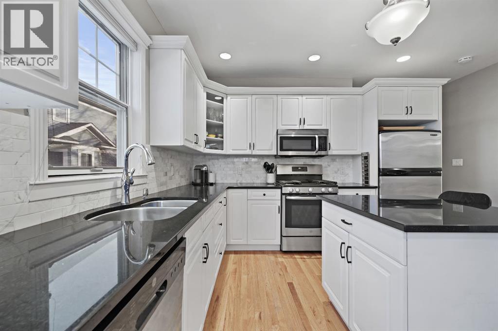 3208 Parkdale Boulevard Nw, Calgary, Alberta  T2N 3T3 - Photo 10 - A2271226