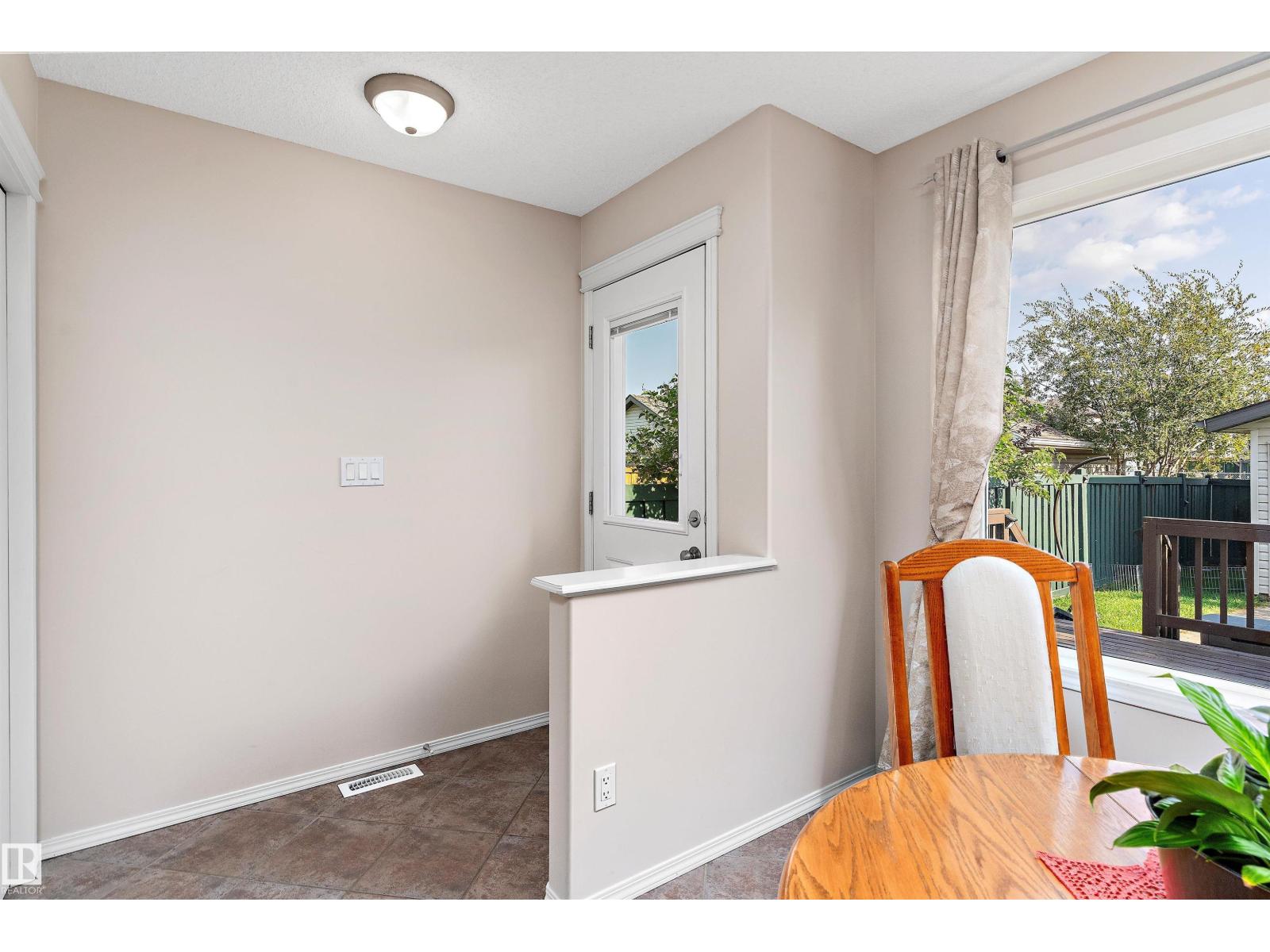 1843 122 St Sw, Edmonton, Alberta  T8N 1S3 - Photo 7 - E4466998