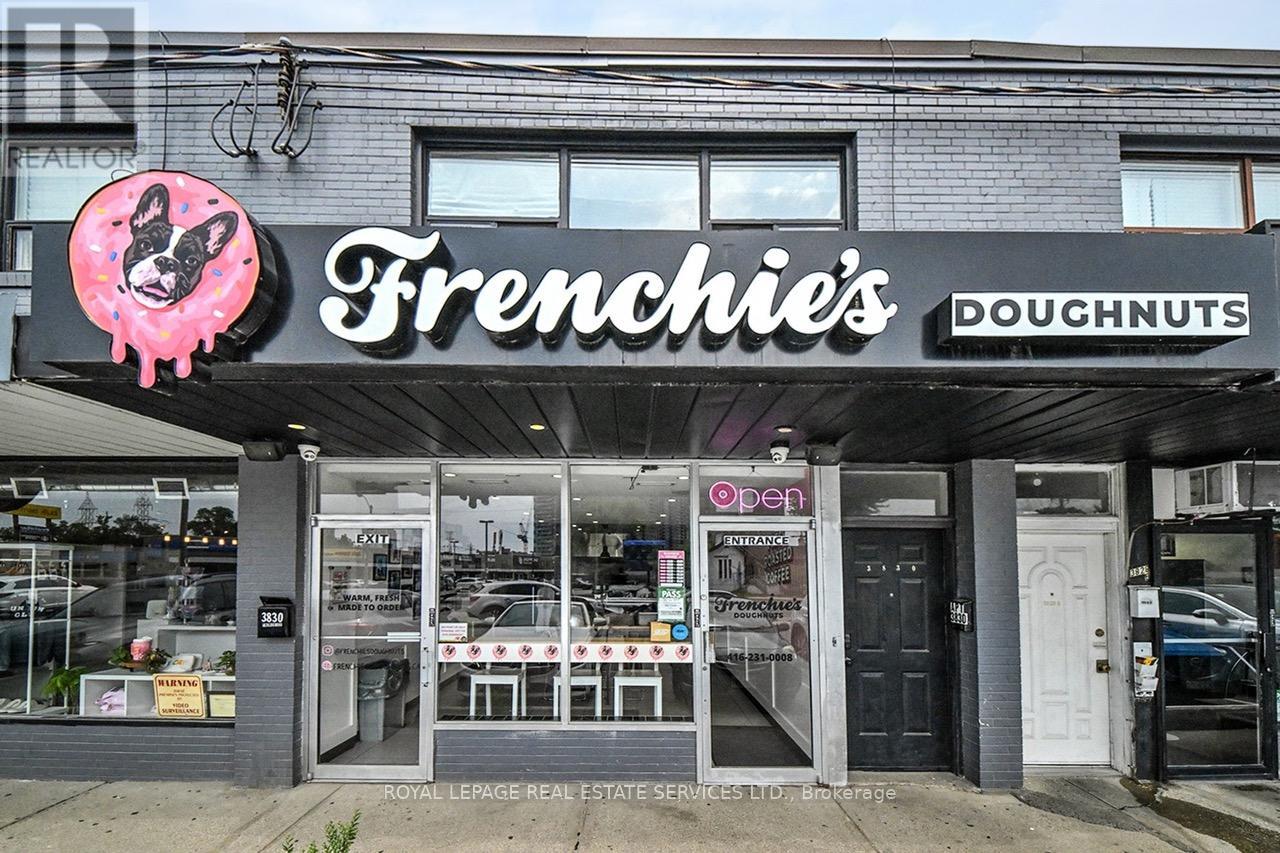 3830 BLOOR STREET W, Toronto, Ontario