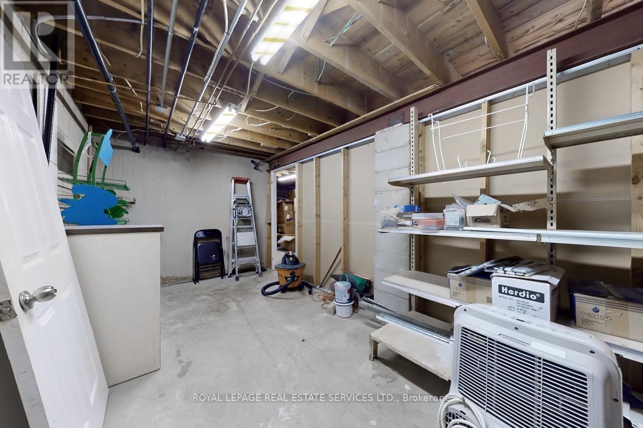 3830 Bloor Street W, Toronto, Ontario  M9B 1K8 - Photo 36 - W12586060