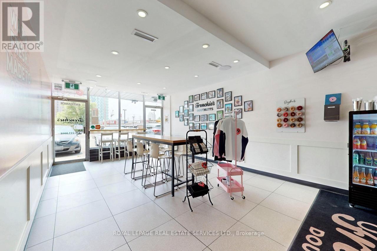 3830 Bloor Street W, Toronto, Ontario  M9B 1K8 - Photo 7 - W12586060