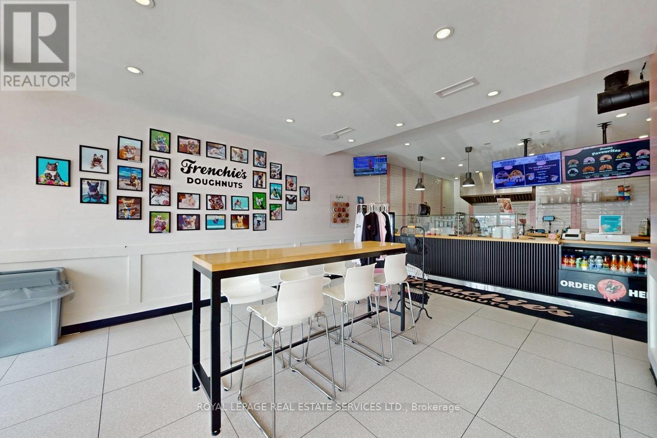 3830 Bloor Street W, Toronto, Ontario  M9B 1K8 - Photo 9 - W12586060