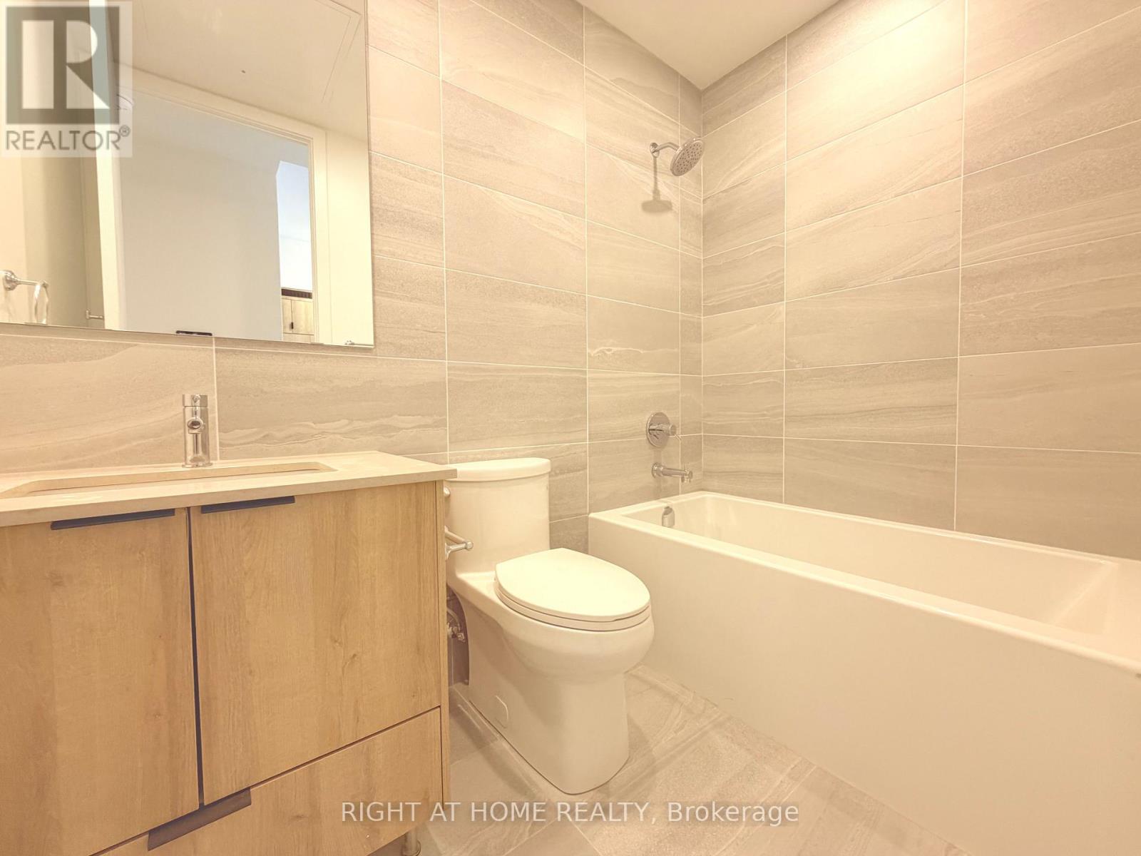201 - 722 Marlee Avenue, Toronto, Ontario  M6B 3J7 - Photo 19 - W12586084
