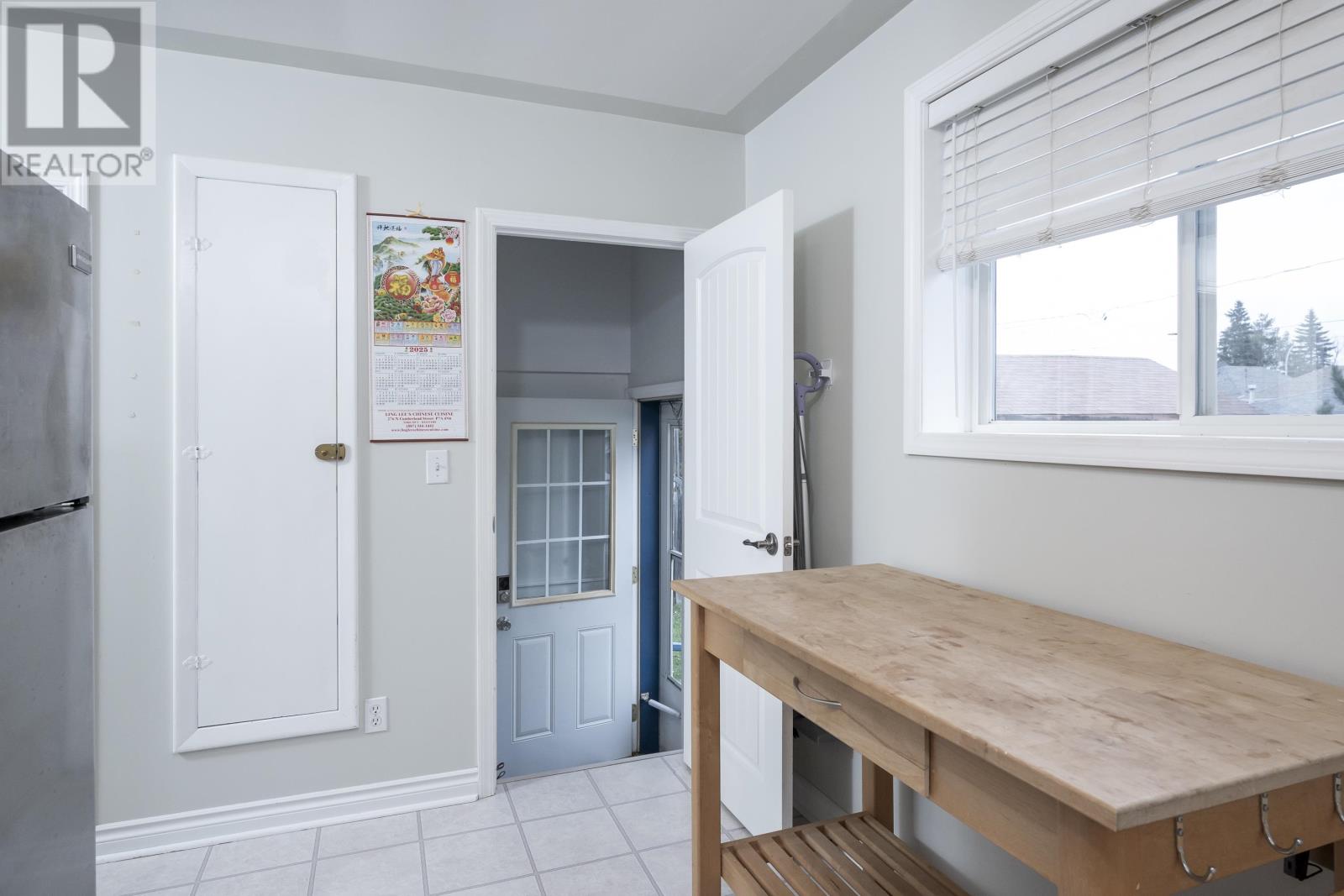 1332 Wallbridge Ave, Thunder Bay, Ontario  P7E 3K8 - Photo 19 - TB253516