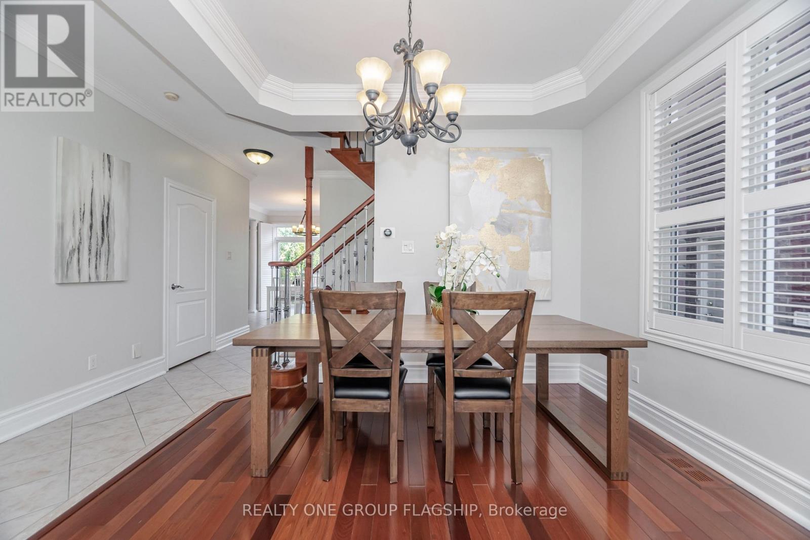 5871 Long Valley Road E, Mississauga, Ontario  L5M 6J5 - Photo 13 - W12586100