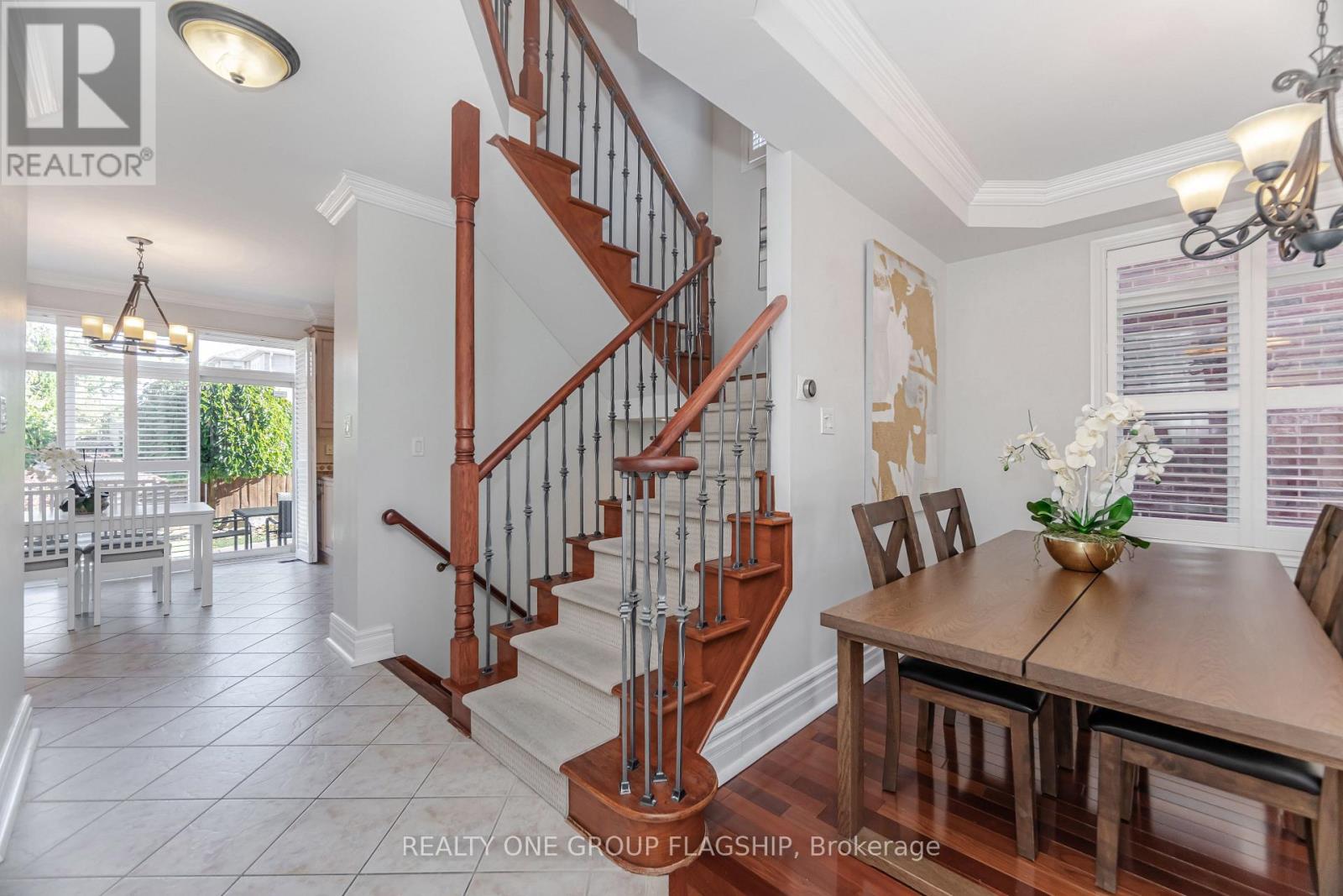 5871 Long Valley Road E, Mississauga, Ontario  L5M 6J5 - Photo 26 - W12586100