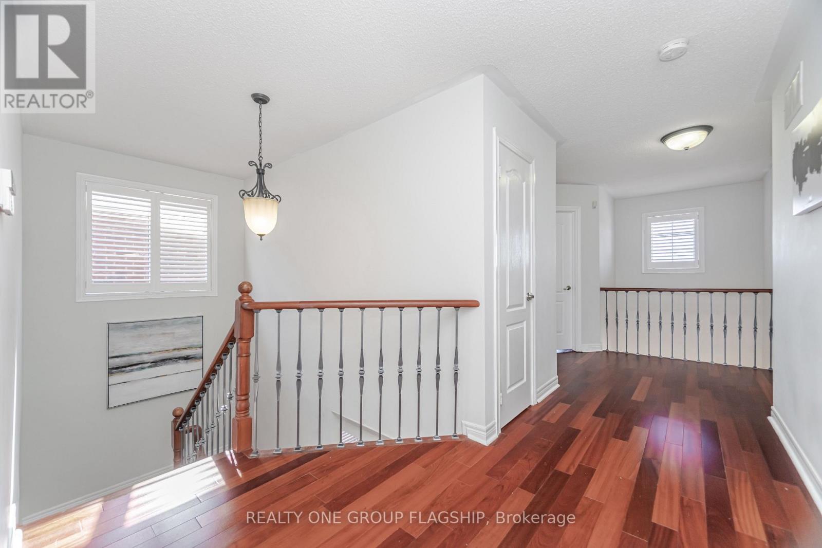 5871 Long Valley Road E, Mississauga, Ontario  L5M 6J5 - Photo 29 - W12586100