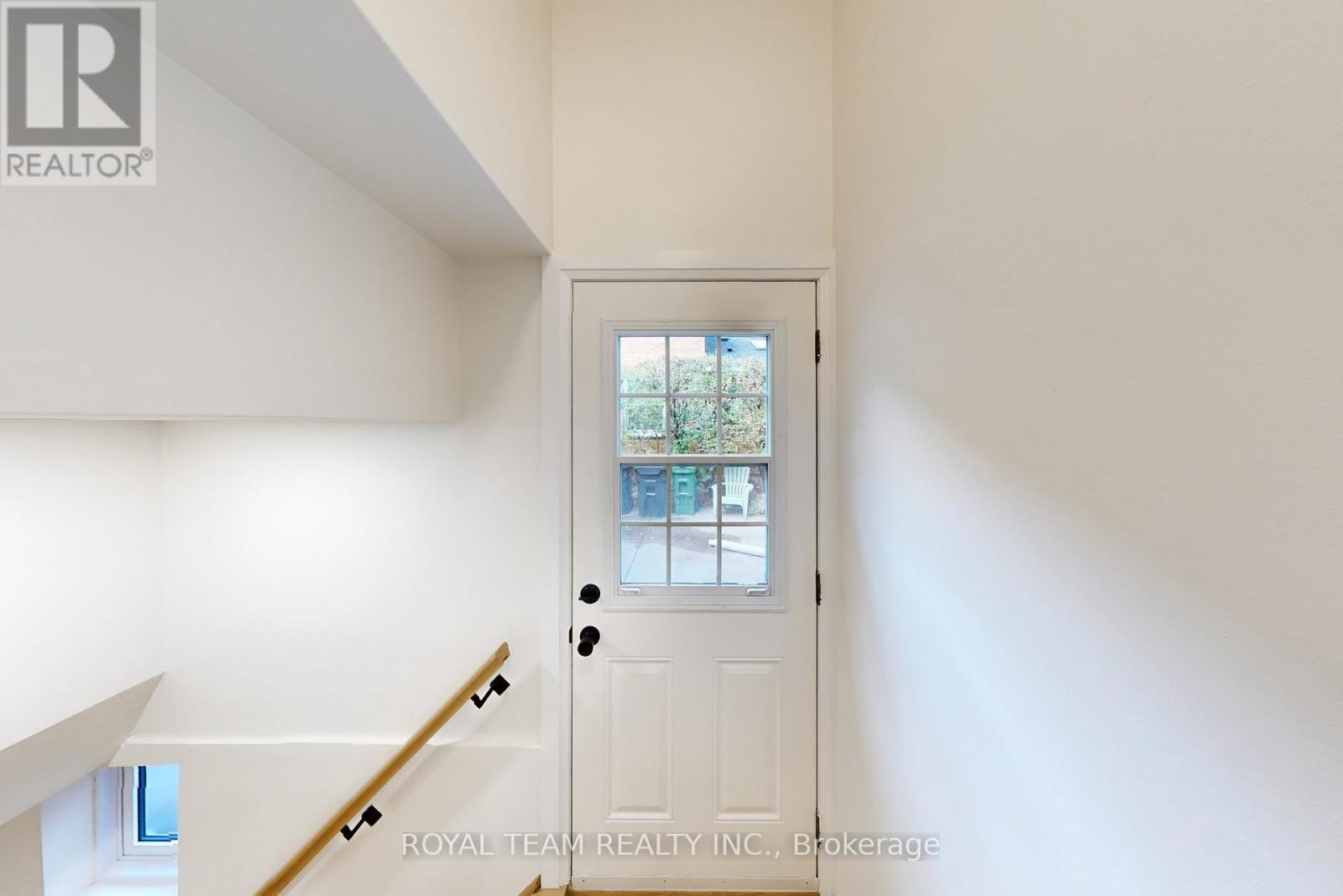 37 Markland Drive, Toronto, Ontario  M9C 1M9 - Photo 31 - W12586118