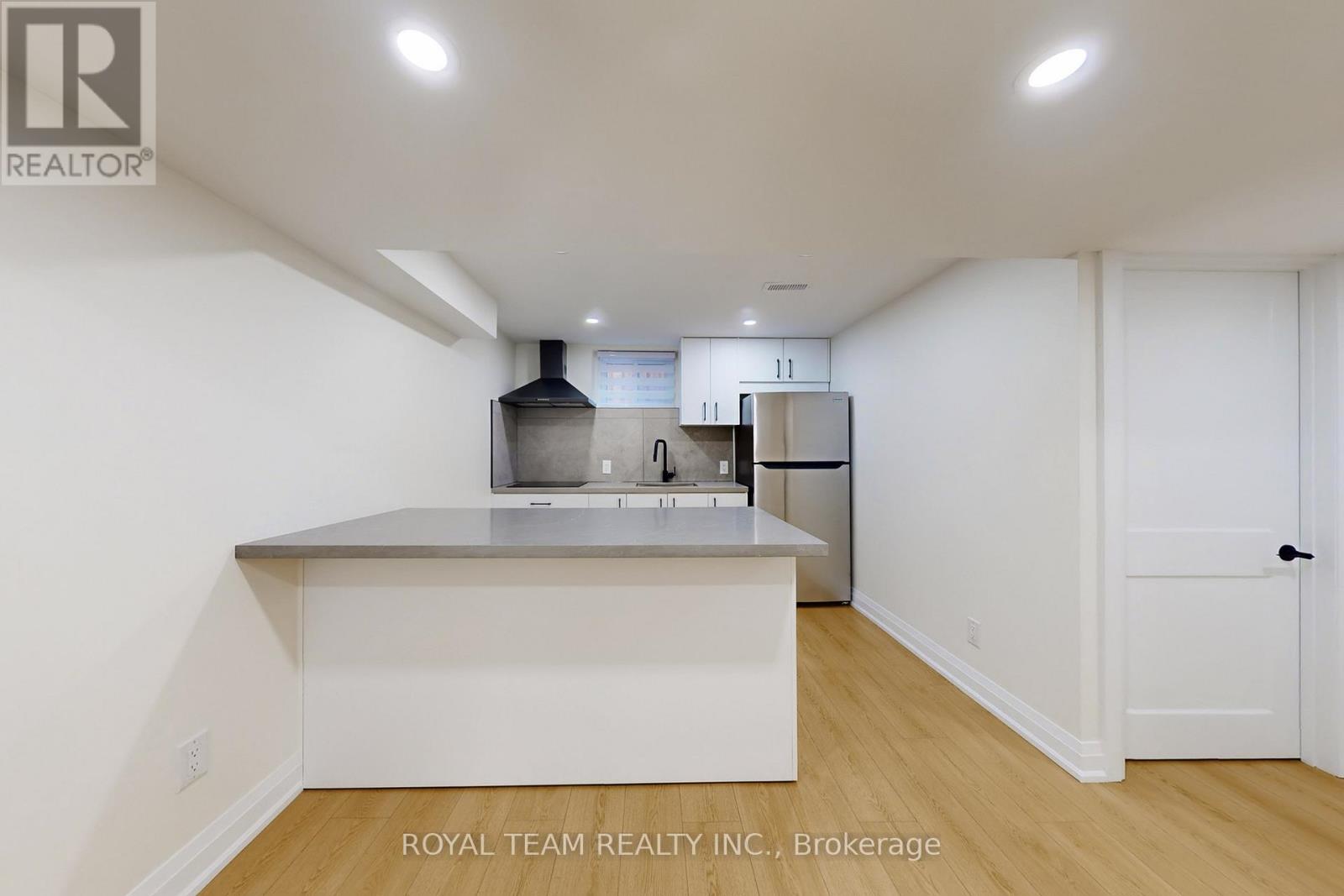 37 Markland Drive, Toronto, Ontario  M9C 1M9 - Photo 38 - W12586118