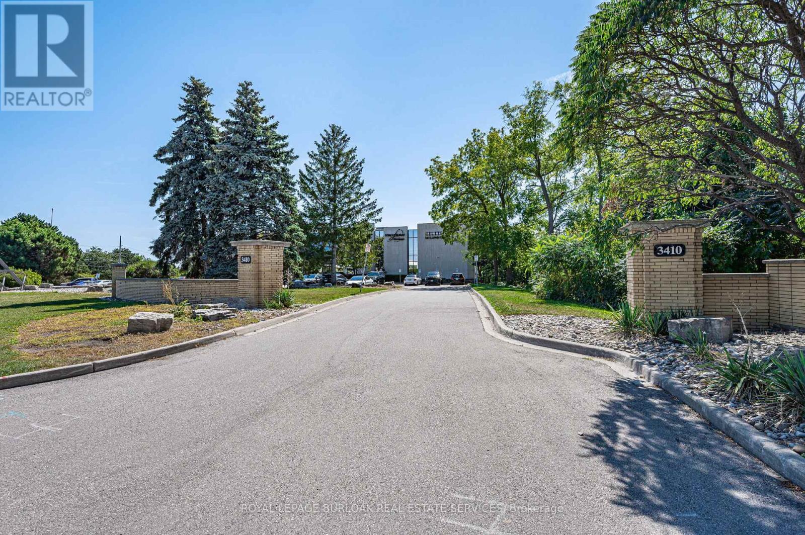 103 - 3410 South Service Road, Burlington, Ontario  L7N 3T9 - Photo 2 - W12586130