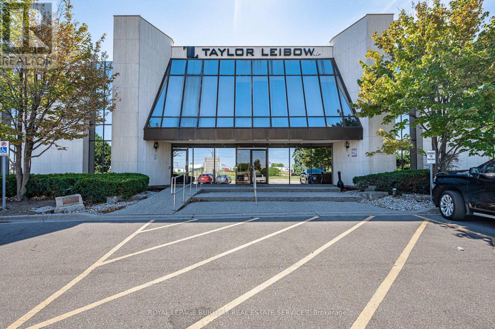 103 - 3410 South Service Road, Burlington, Ontario  L7N 3T9 - Photo 3 - W12586130