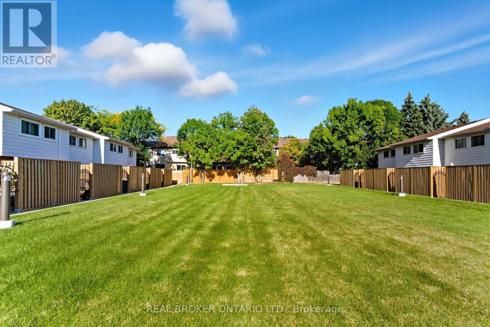 21 - 2107 Marine Drive, Oakville, Ontario  L6L 1B8 - Photo 21 - W12586132