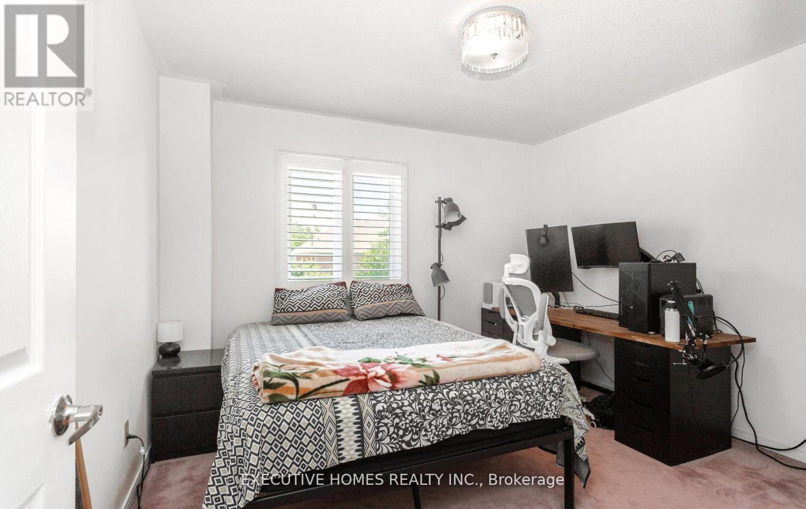 5489 Glen Erin Drive, Mississauga, Ontario  L5M 5C8 - Photo 30 - W12586134