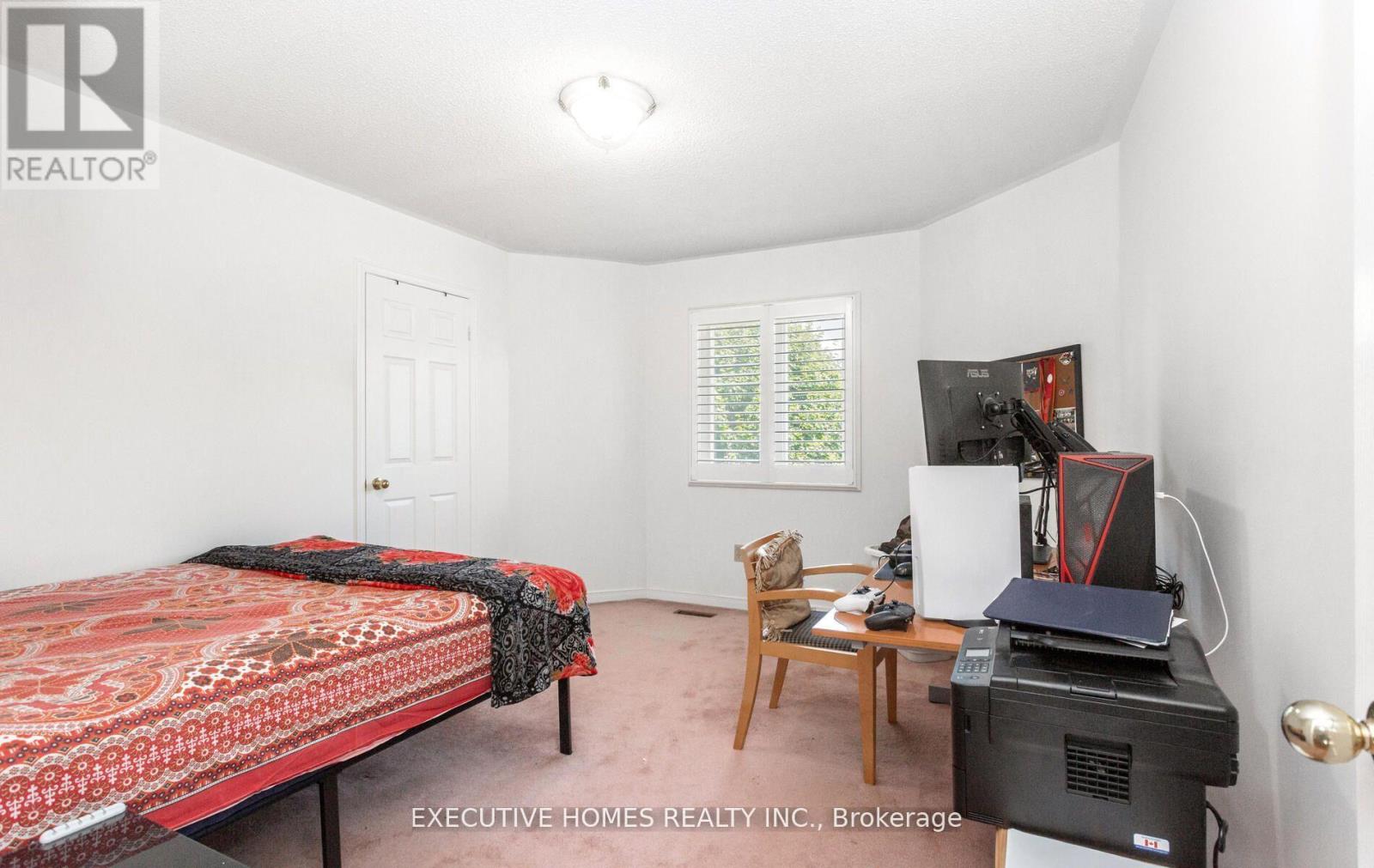 5489 Glen Erin Drive, Mississauga, Ontario  L5M 5C8 - Photo 32 - W12586134