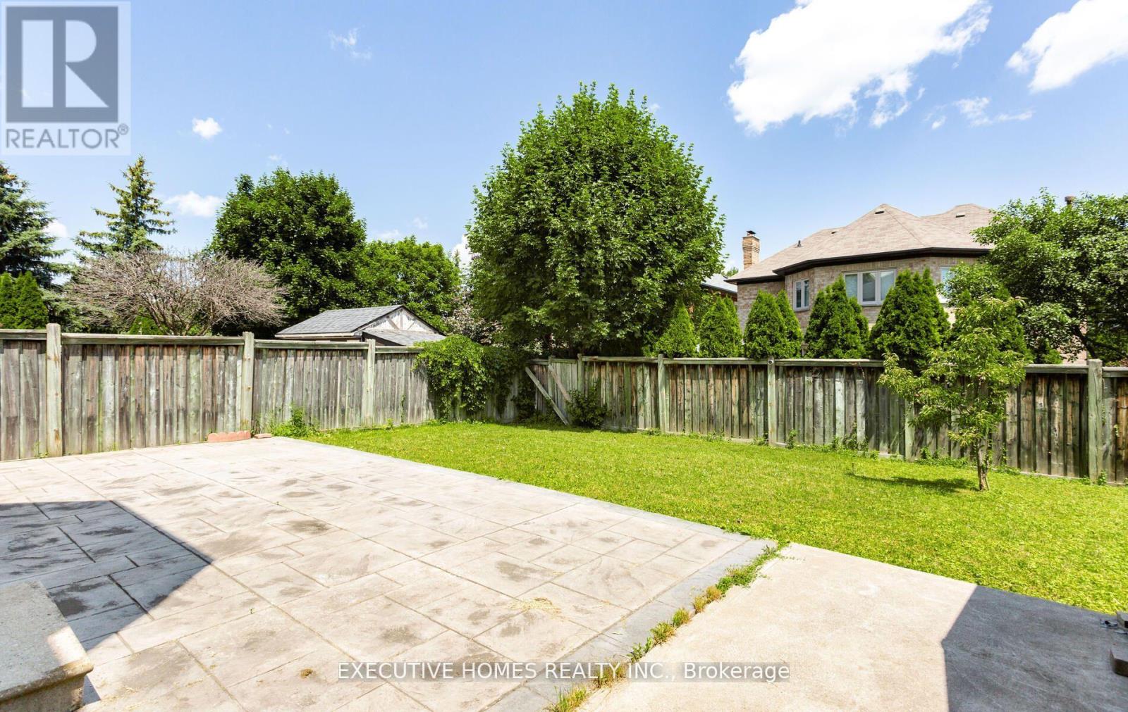 5489 Glen Erin Drive, Mississauga, Ontario  L5M 5C8 - Photo 44 - W12586134