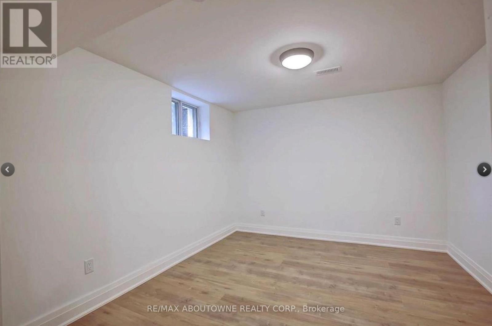 Lower - 136 Westside Drive, Oakville, Ontario  L6K 1P3 - Photo 9 - W12586160