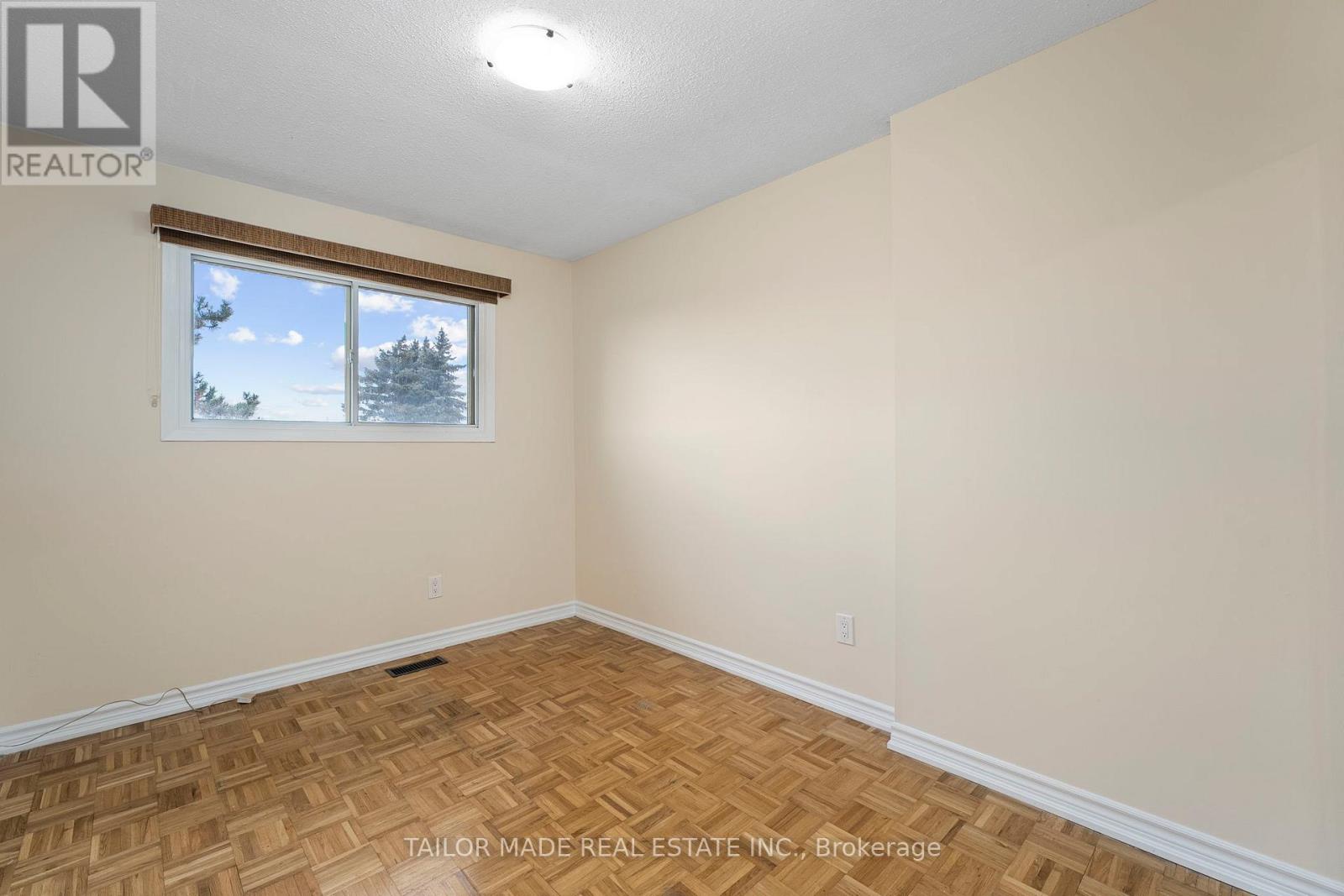 38 Collins Crescent, Brampton, Ontario  L6V 3M9 - Photo 18 - W12586164