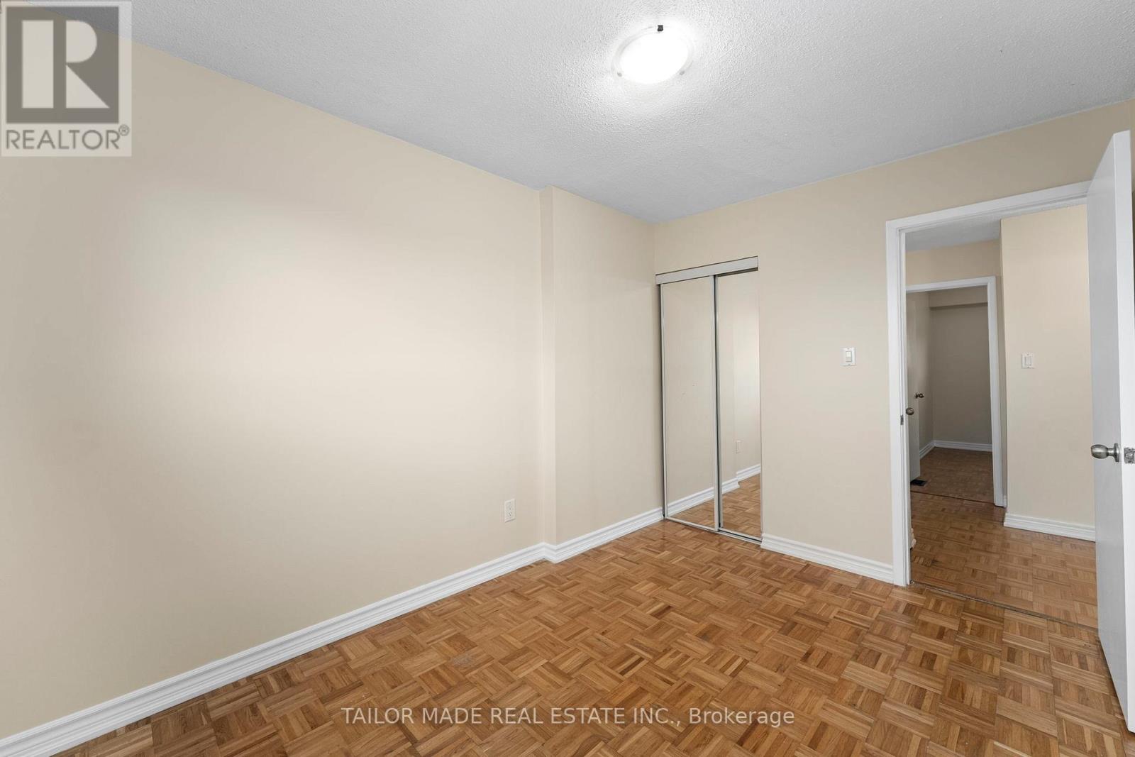 38 Collins Crescent, Brampton, Ontario  L6V 3M9 - Photo 19 - W12586164