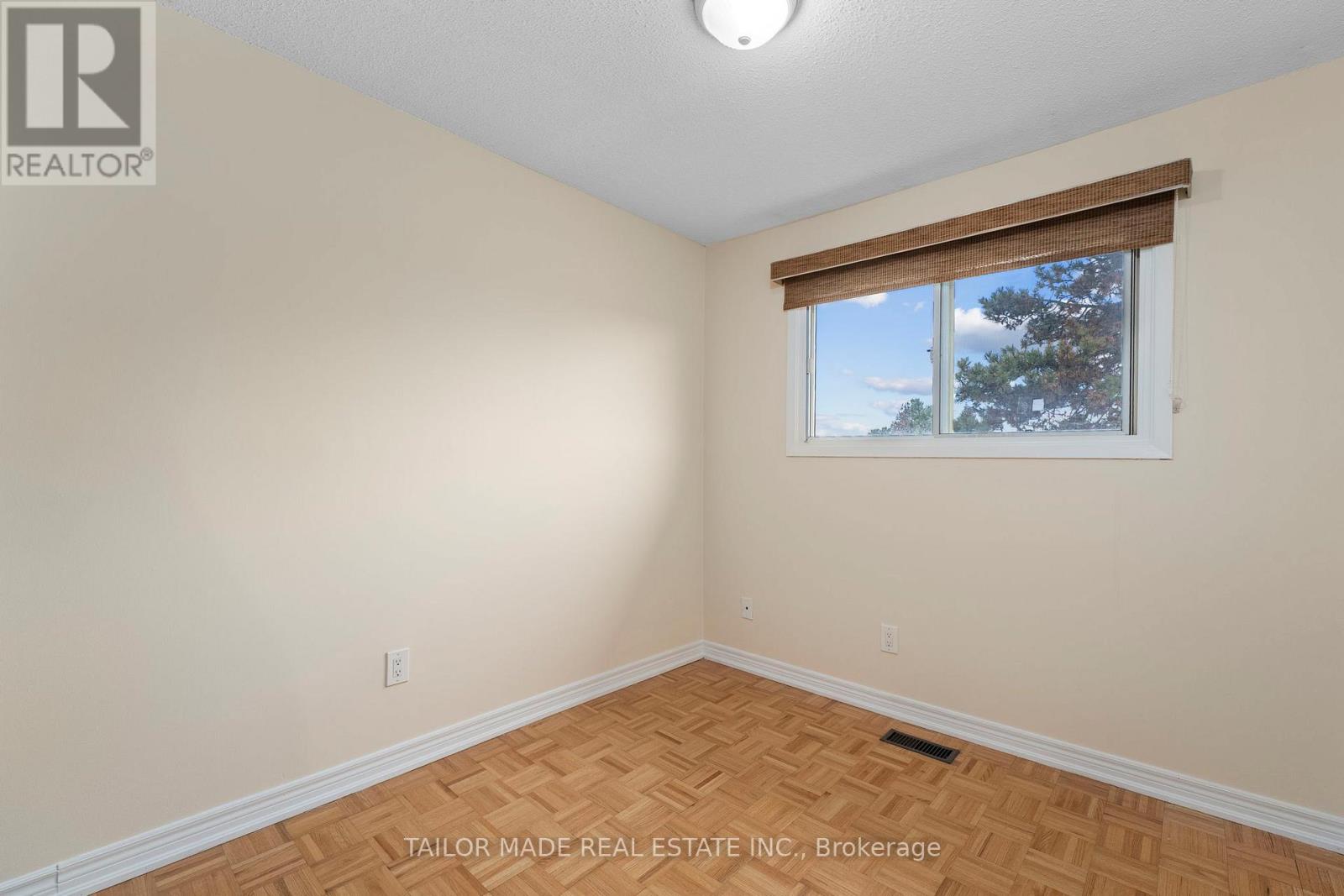 38 Collins Crescent, Brampton, Ontario  L6V 3M9 - Photo 20 - W12586164