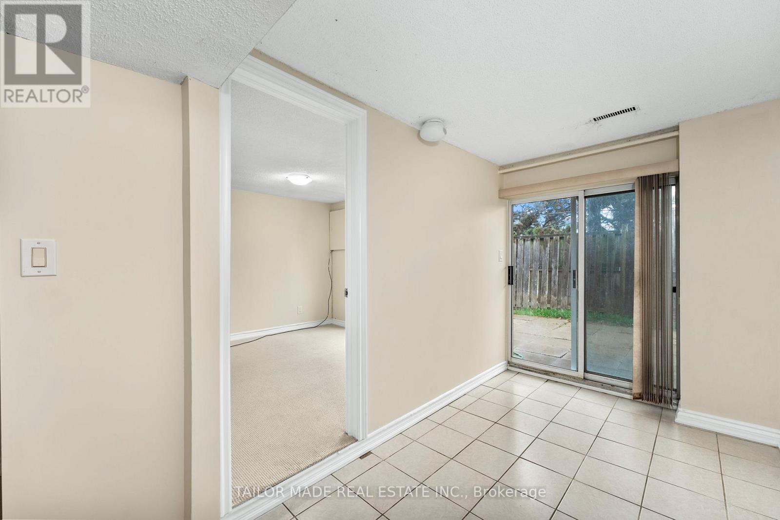 38 Collins Crescent, Brampton, Ontario  L6V 3M9 - Photo 27 - W12586164