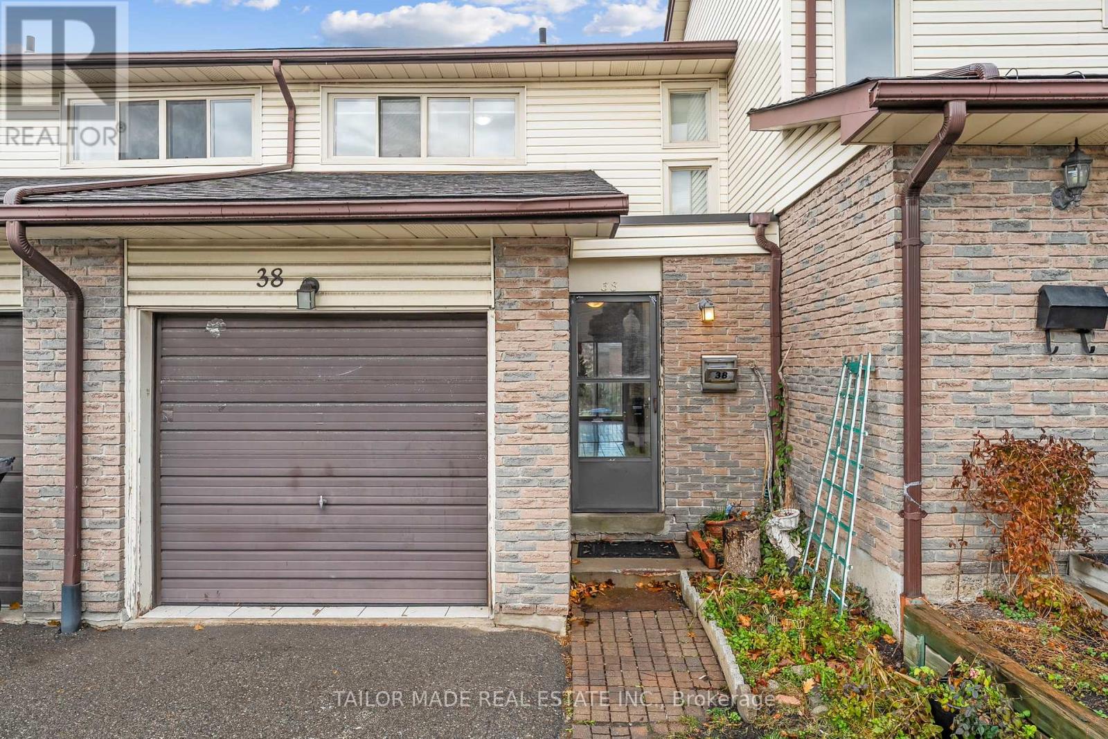 38 Collins Crescent, Brampton, Ontario  L6V 3M9 - Photo 43 - W12586164