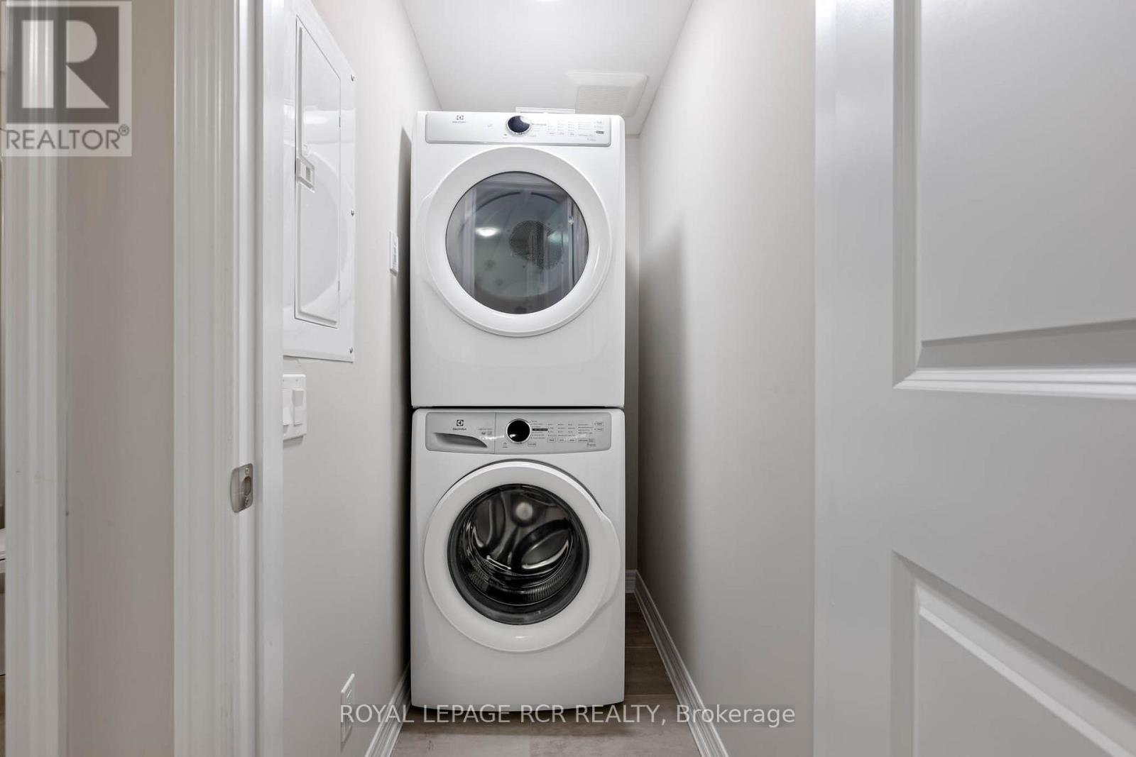 401 - 105 Spencer Avenue, Orangeville, Ontario  L9W 7S3 - Photo 12 - W12586230