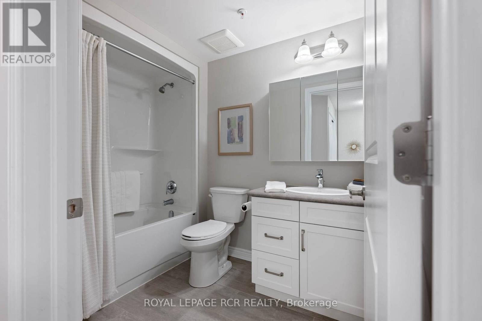 401 - 105 Spencer Avenue, Orangeville, Ontario  L9W 7S3 - Photo 14 - W12586230