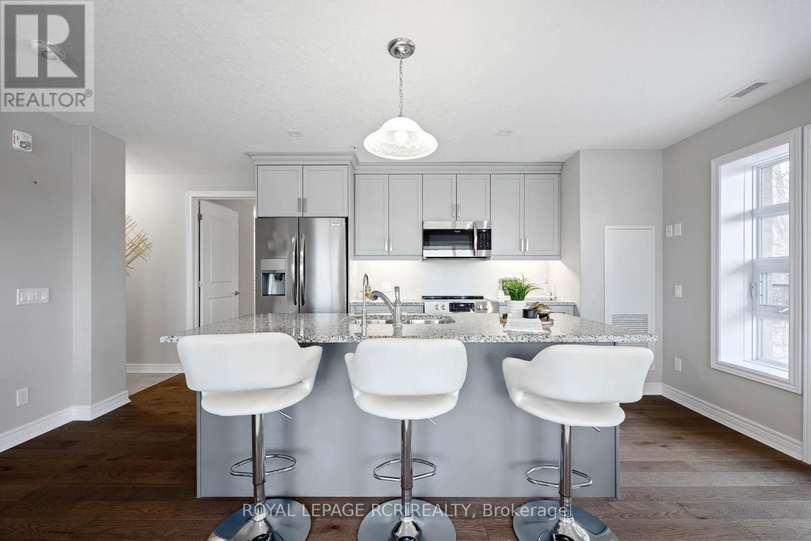 401 - 105 Spencer Avenue, Orangeville, Ontario  L9W 7S3 - Photo 17 - W12586230